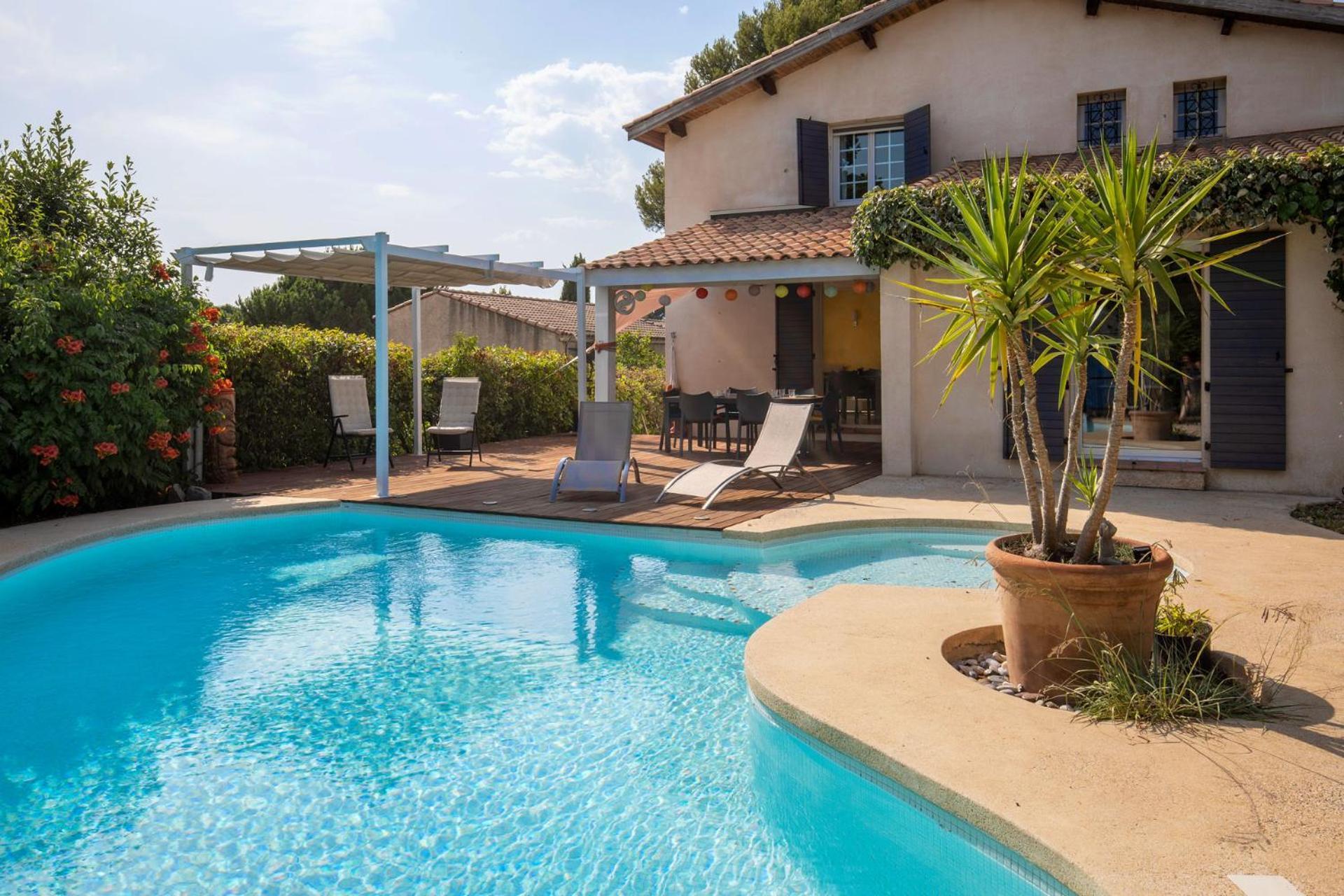 Villa Lumineuse Avec Piscine Chambres Ou Villa Saint-Georges-dʼOrques Buitenkant foto